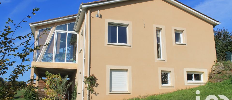 Maison 6 pièces de 230 m² à Le Buisson-de-Cadouin (24480)