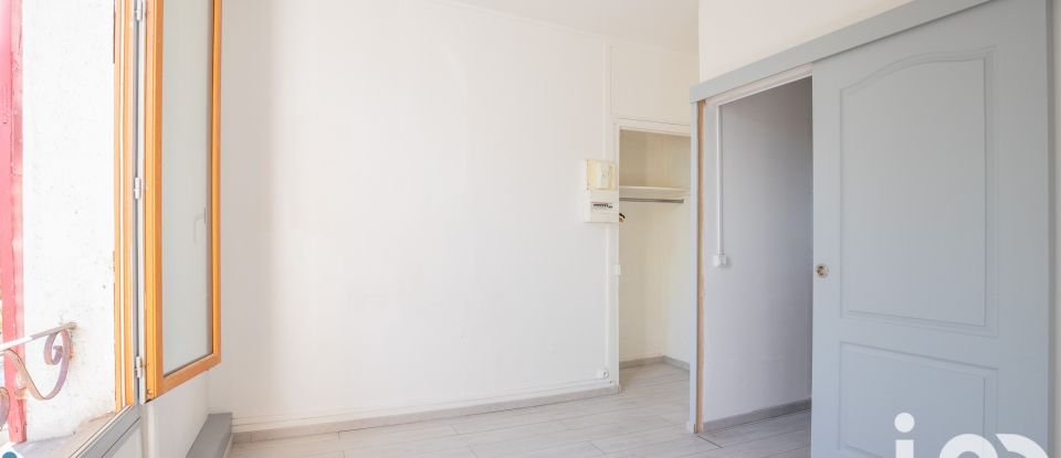 Apartment 2 rooms of 33 m² in Sainte-Geneviève-des-Bois (91700)