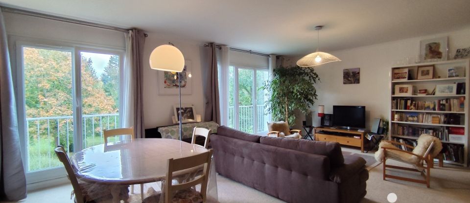 Apartment 3 rooms of 84 m² in Orléans (45000)