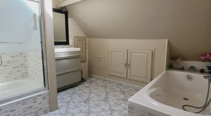 House 5 rooms of 109 m² in Asnières-sur-Oise (95270)