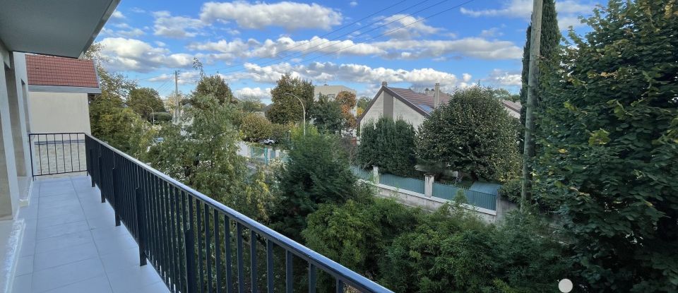 Apartment 4 rooms of 101 m² in Chatou (78400)