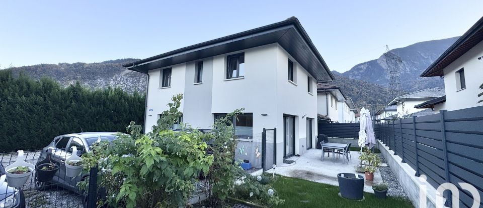 Maison traditionnelle 4 pièces de 115 m² à Scionzier (74950)