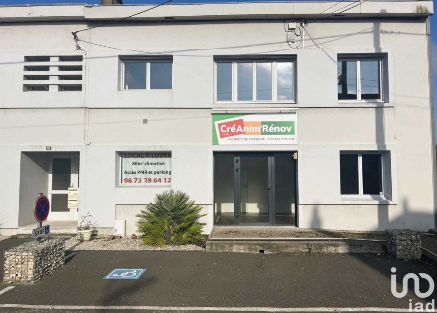 Offices of 80 m² in Parthenay (79200)