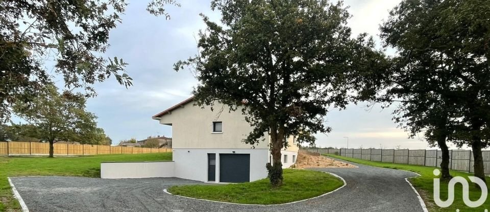 Maison 7 pièces de 159 m² à Sèvremoine (49660)