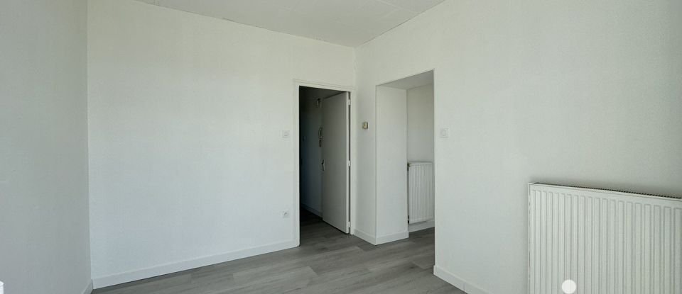 Apartment 1 room of 25 m² in Dieuze (57260)