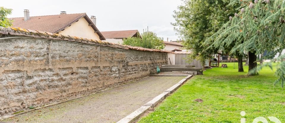 Traditional house 9 rooms of 200 m² in Sury-le-Comtal (42450)