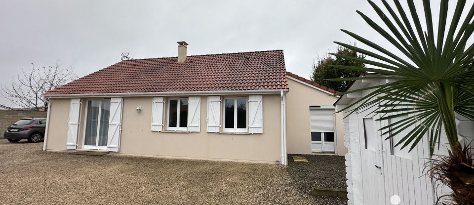 Maison traditionnelle 4 pièces de 85 m² à Orleix (65800)