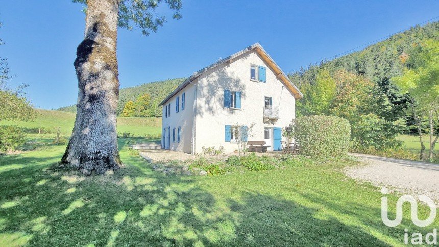 Maison 6 pièces de 210 m² à - (38112)