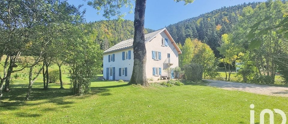 Maison 6 pièces de 210 m² à - (38112)