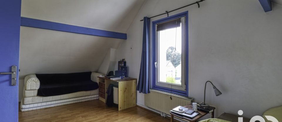 Traditional house 6 rooms of 130 m² in Saint-Prix (95390)