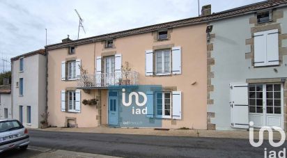 Town house 4 rooms of 105 m² in Mauléon (79700)