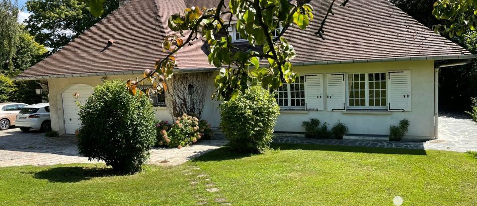 Maison 9 pièces de 290 m² à Château-Thierry (02400)