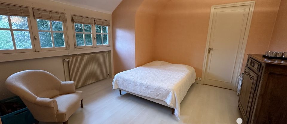 Maison 9 pièces de 290 m² à Château-Thierry (02400)