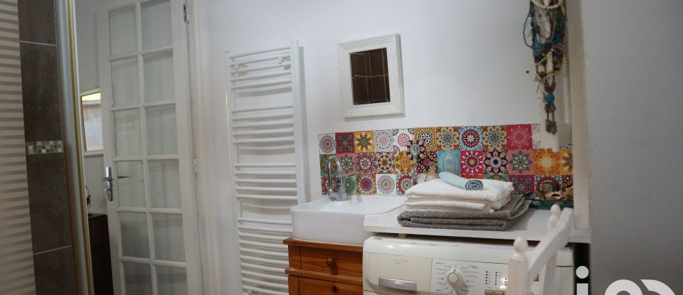 Apartment 2 rooms of 28 m² in Bandol (83150)