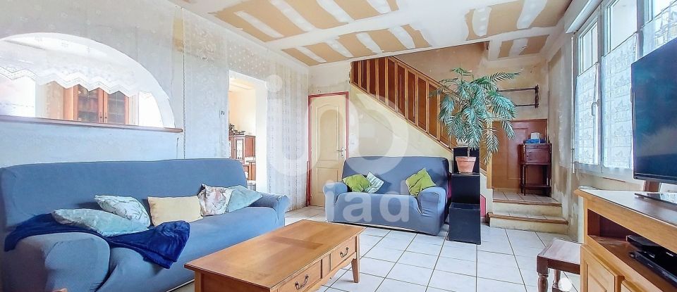 Maison 5 pièces de 94 m² à Folligny (50320)