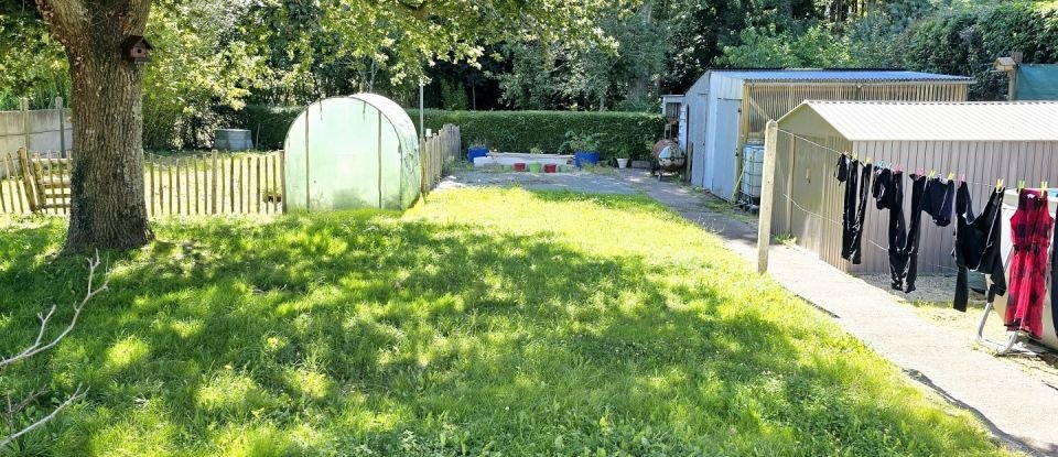 Maison traditionnelle 6 pièces de 140 m² à La Chapelle-des-Marais (44410)