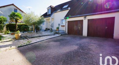 Maison 8 pièces de 200 m² à Roissy-en-Brie (77680)