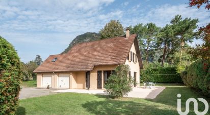 Traditional house 5 rooms of 90 m² in Saint-Égrève (38120)