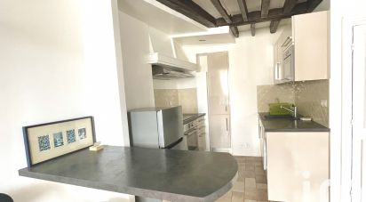 Apartment 2 rooms of 58 m² in Paris (75010)