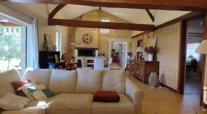 House 8 rooms of 228 m² in Bergerac (24100)