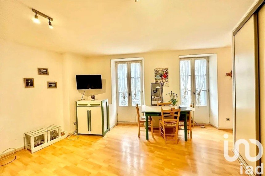 Studio 1 pièce de 28 m² à Cauterets (65110)