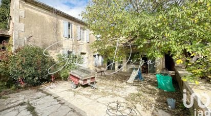 Mas 10 pièces de 240 m² à L'Isle-sur-la-Sorgue (84800)