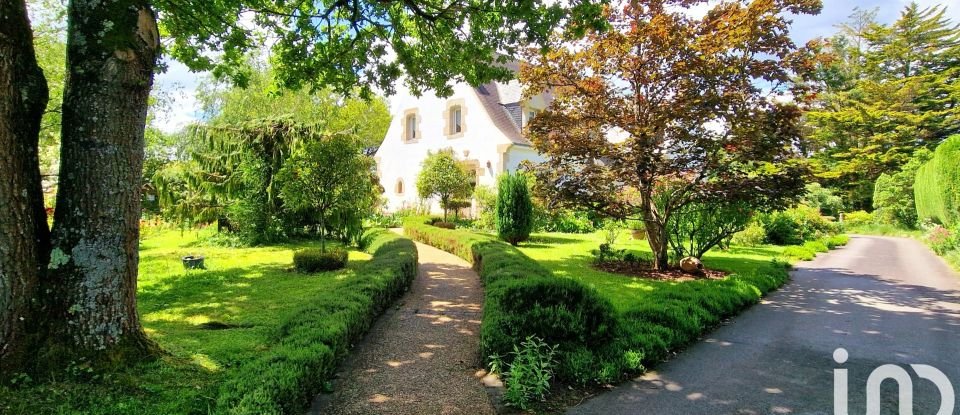 Maison d’architecte 11 pièces de 222 m² à Le Tour-du-Parc (56370)