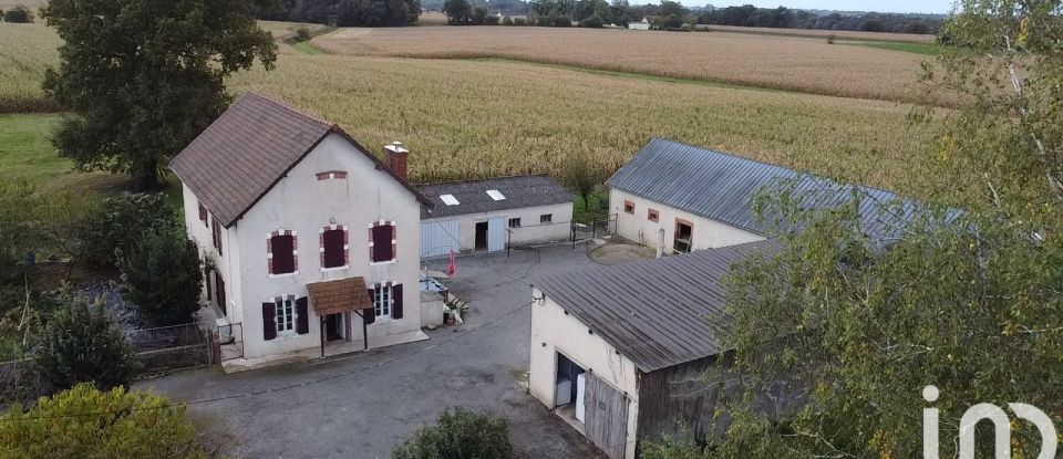 Maison de campagne 5 pièces de 115 m² à Barinque (64160)