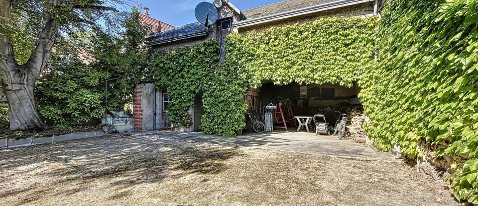 House 5 rooms of 153 m² in Monthou-sur-Cher (41400)