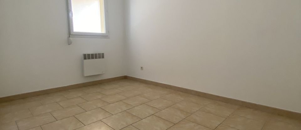 Appartement 4 pièces de 75 m² à Carpentras (84200)