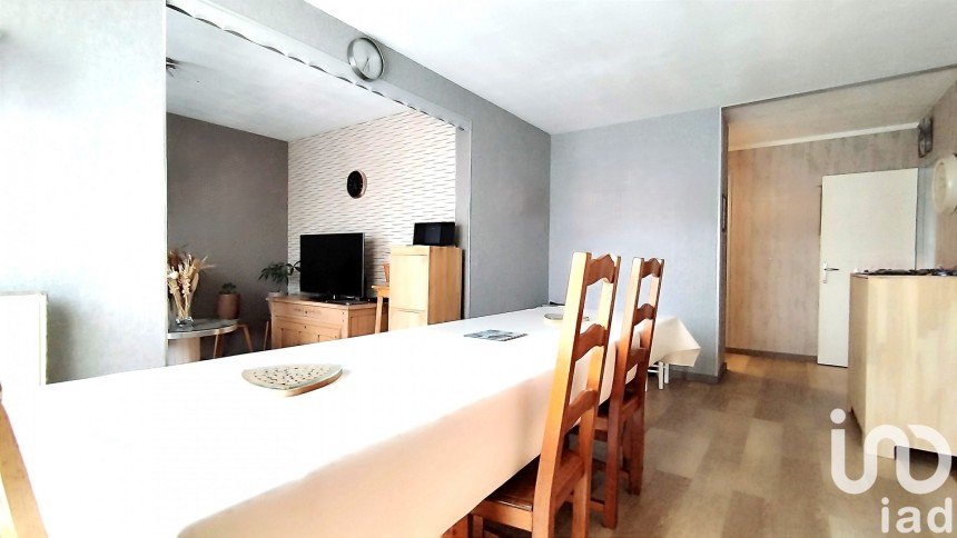 Apartment 4 rooms of 95 m² in Saint-Priest-en-Jarez (42270)