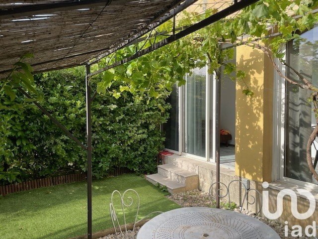 Apartment 3 rooms of 55 m² in L'Isle-sur-la-Sorgue (84800)