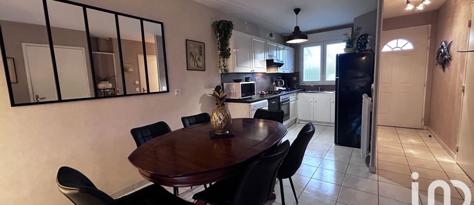 House 5 rooms of 85 m² in Fontenay-le-Marmion (14320)