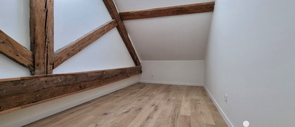 Traditional house 6 rooms of 133 m² in Nanteuil-lès-Meaux (77100)