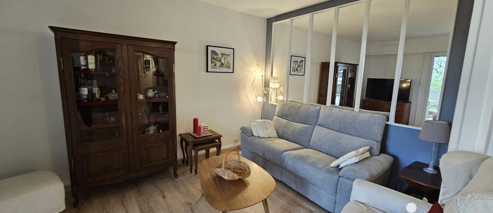 Appartement 5 pièces de 95 m² à Angoulême (16000)