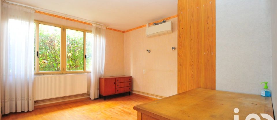 Maison 5 pièces de 118 m² à Genas (69740)