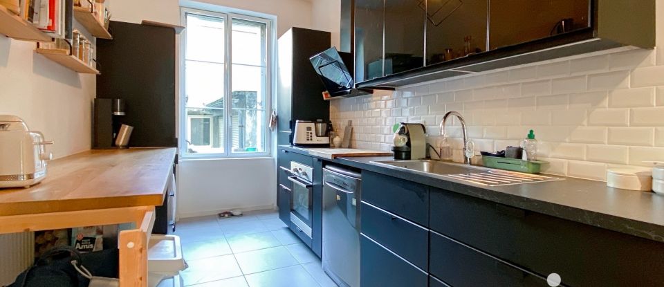 Appartement 3 pièces de 65 m² à Rennes (35000)