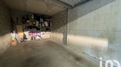 Parking/garage/box de 16 m² à Auray (56400)