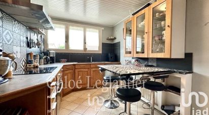 Traditional house 4 rooms of 110 m² in Pontault-Combault (77340)