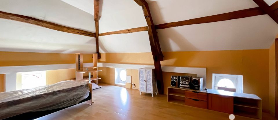 Maison de campagne 6 pièces de 142 m² à Villeneuve-la-Guyard (89340)