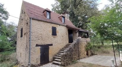 Maison 4 pièces de 69 m² à Sainte-Mondane (24370)