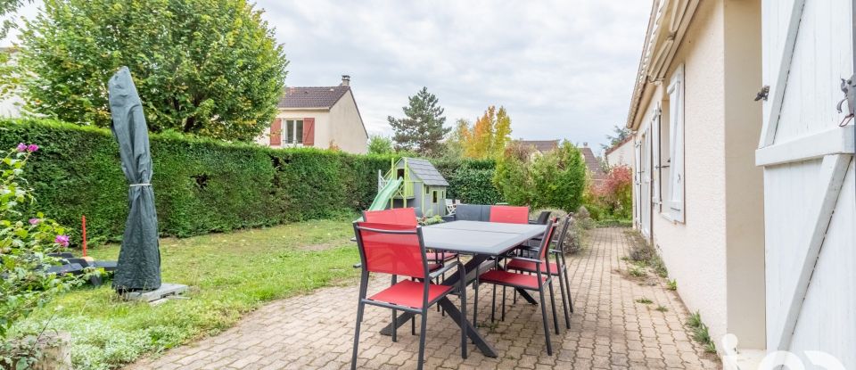 House 7 rooms of 169 m² in Vaux-sur-Seine (78740)