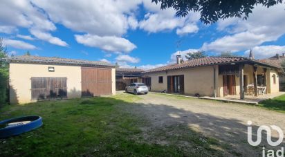 Maison 5 pièces de 160 m² à Saint-Nicolas-de-la-Grave (82210)