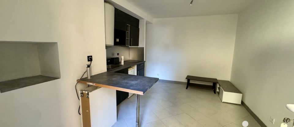 Apartment 4 rooms of 54 m² in Nîmes (30000)