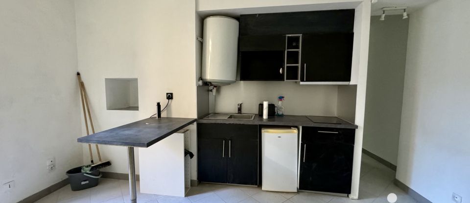 Appartement 4 pièces de 54 m² à Nîmes (30000)