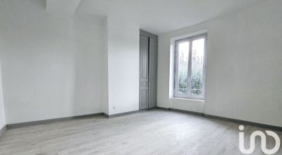 Maison 4 pièces de 80 m² à Laroche-Saint-Cydroine (89400)