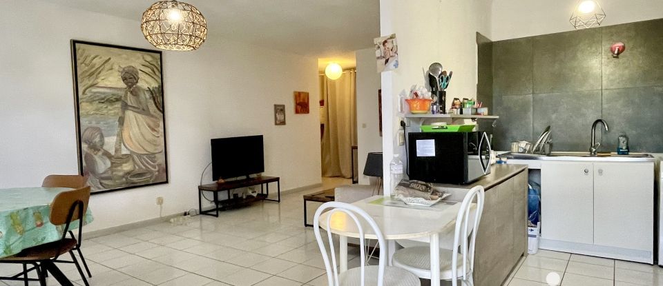 Appartement 3 pièces de 73 m² à Saint-Geniès-de-Malgoirès (30190)