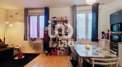 Apartment 1 room of 31 m² in Melun (77000)