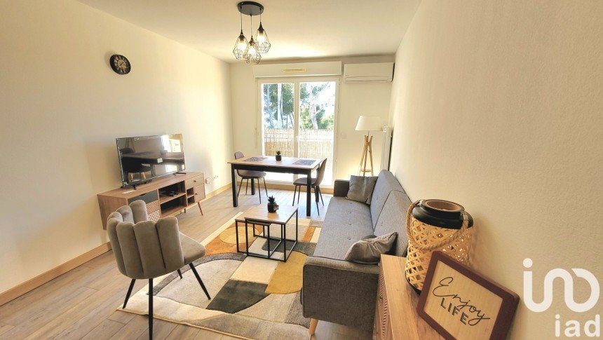 Apartment 2 rooms of 39 m² in La Ciotat (13600)