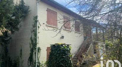 Traditional house 5 rooms of 96 m² in Grézieu-la-Varenne (69290)